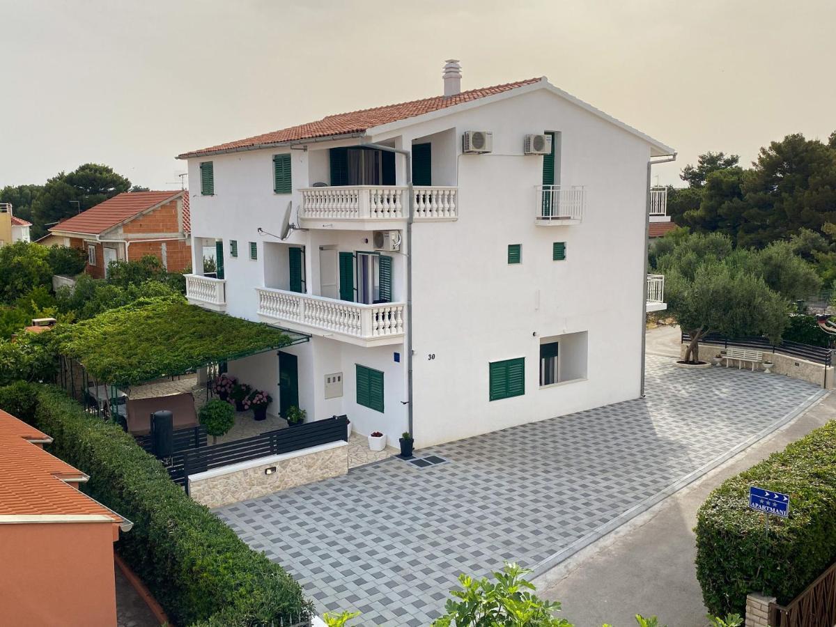 Apartments Pulic Zaboric Exterior photo