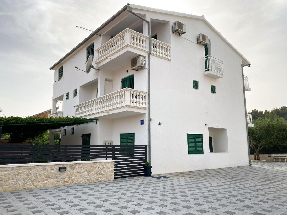 Apartments Pulic Zaboric Exterior photo